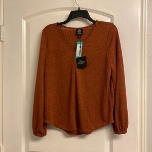 Bobeau - Rust Brown color Top New With Tags Size Medium.